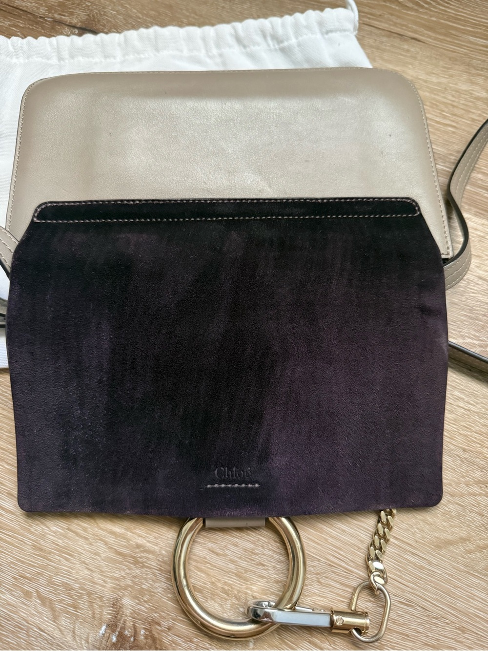 Chloé Leather Shoulder Bag in Taupe with Gold Ring - Picture 5 of 6